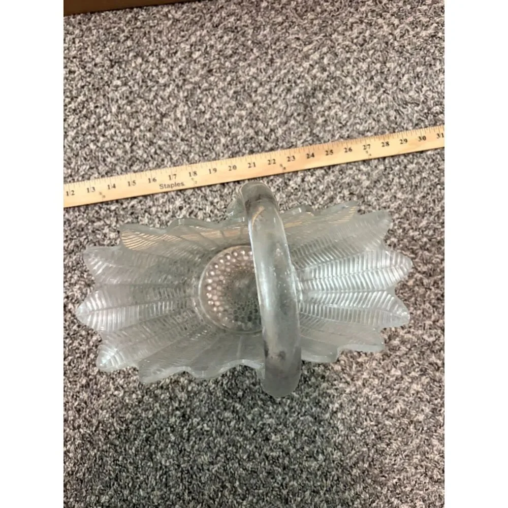 vtg LE smith clear glass feather pattern basket with handle